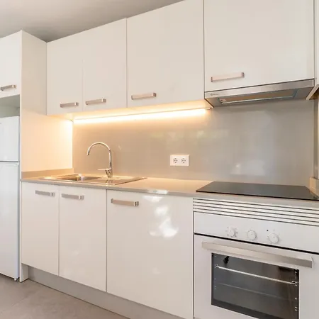 Ponent F * 卡拉纳雅达